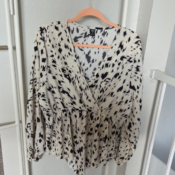 SHEIN Tops - Black and White Women's Top